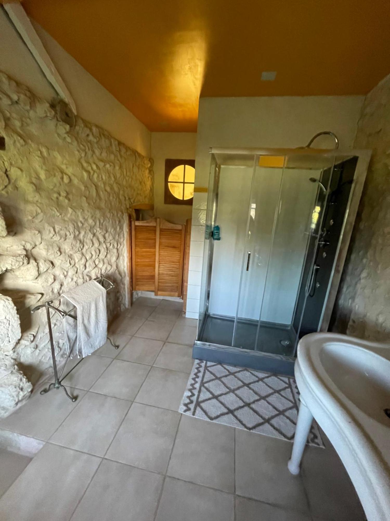 Chez Magitte Une Chambre A Louer Bardenac Exterior photo